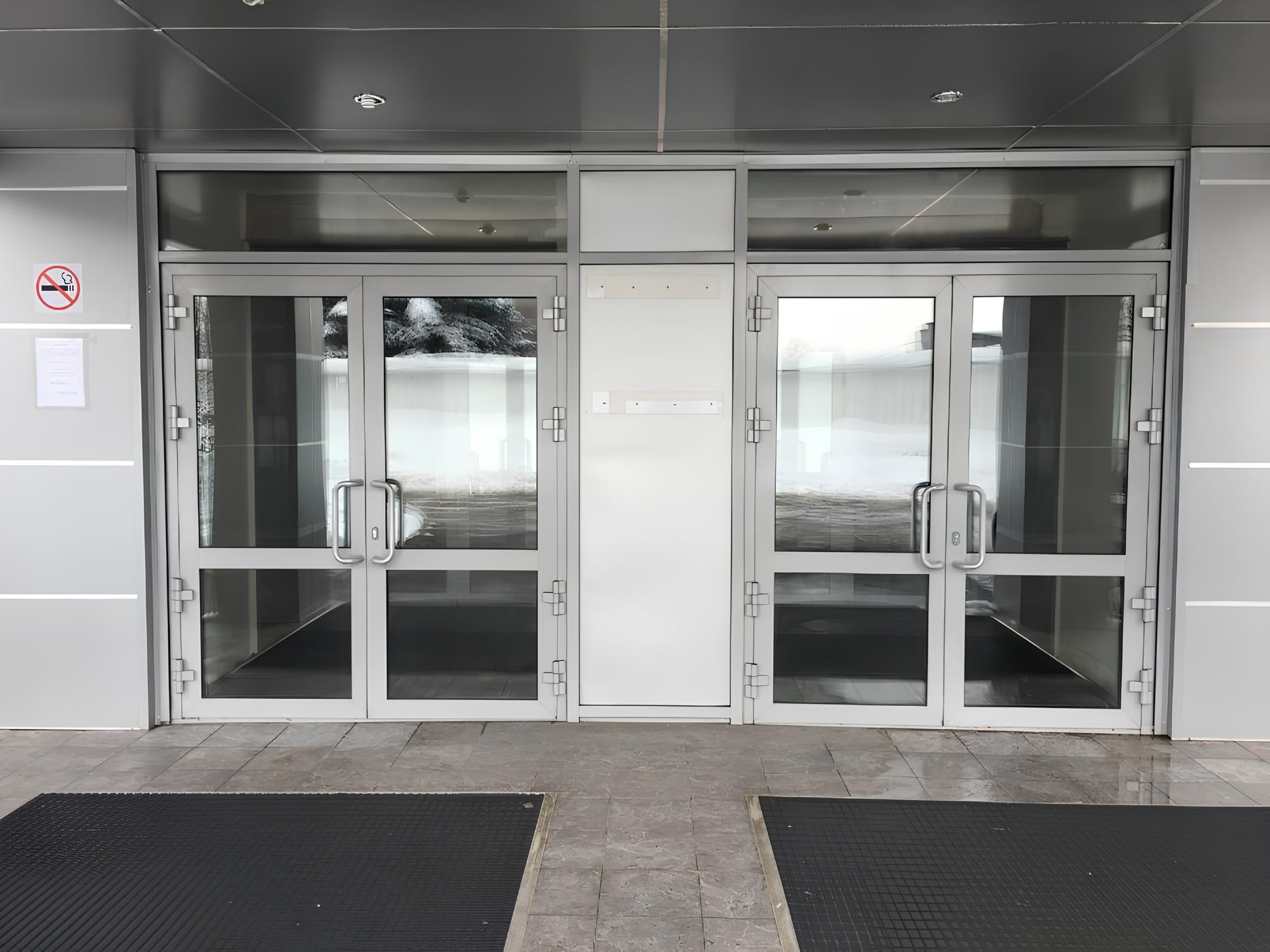 Алюминиевые двери